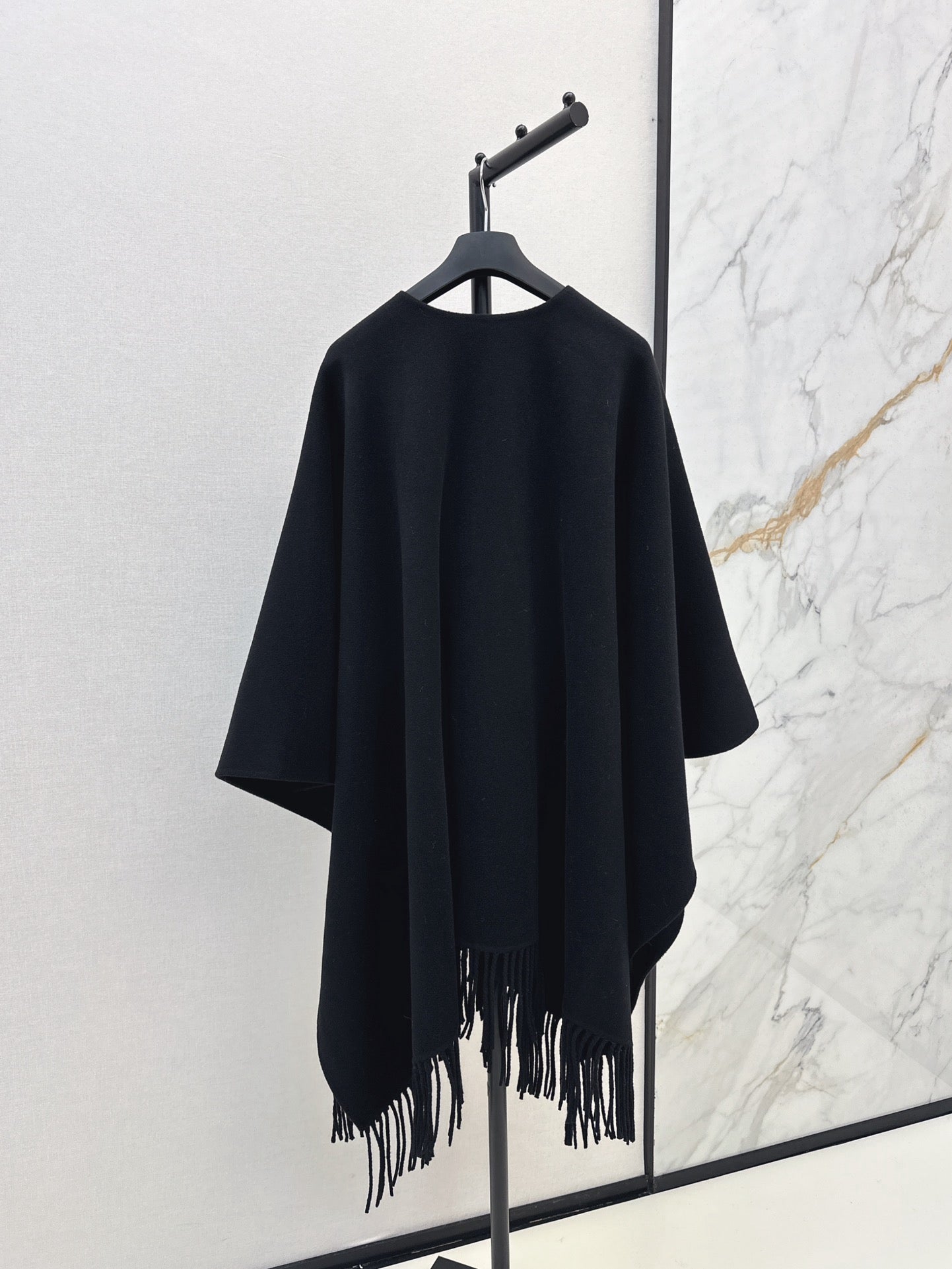 CD NEW cashmere shawl