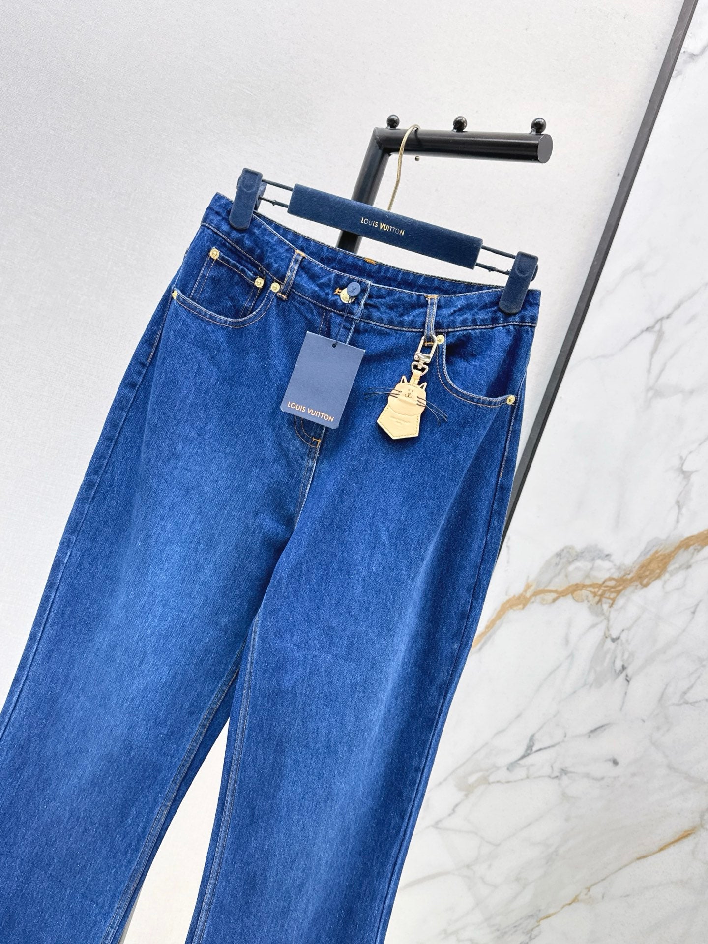 Louis NEW Straight-leg jeans
