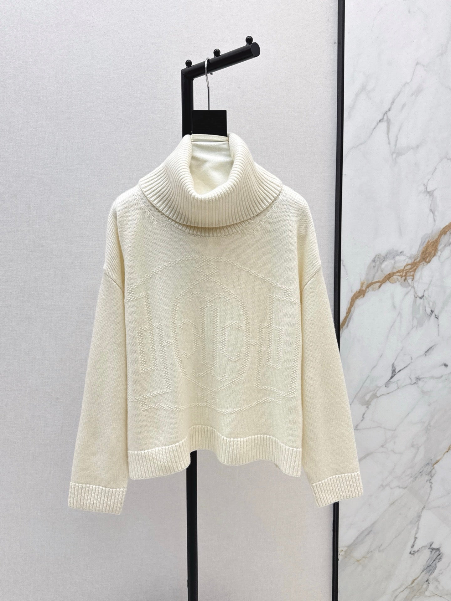 Herm NEW Cashmere sweater