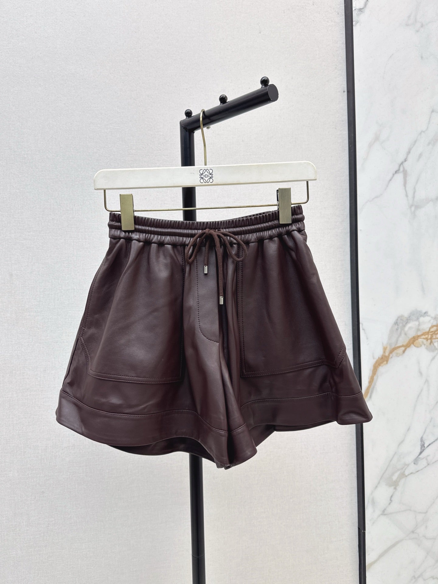 Loe NEW Sheepskin shorts