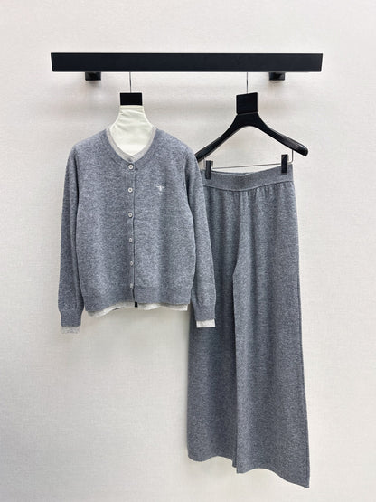CD NEW Knitted set