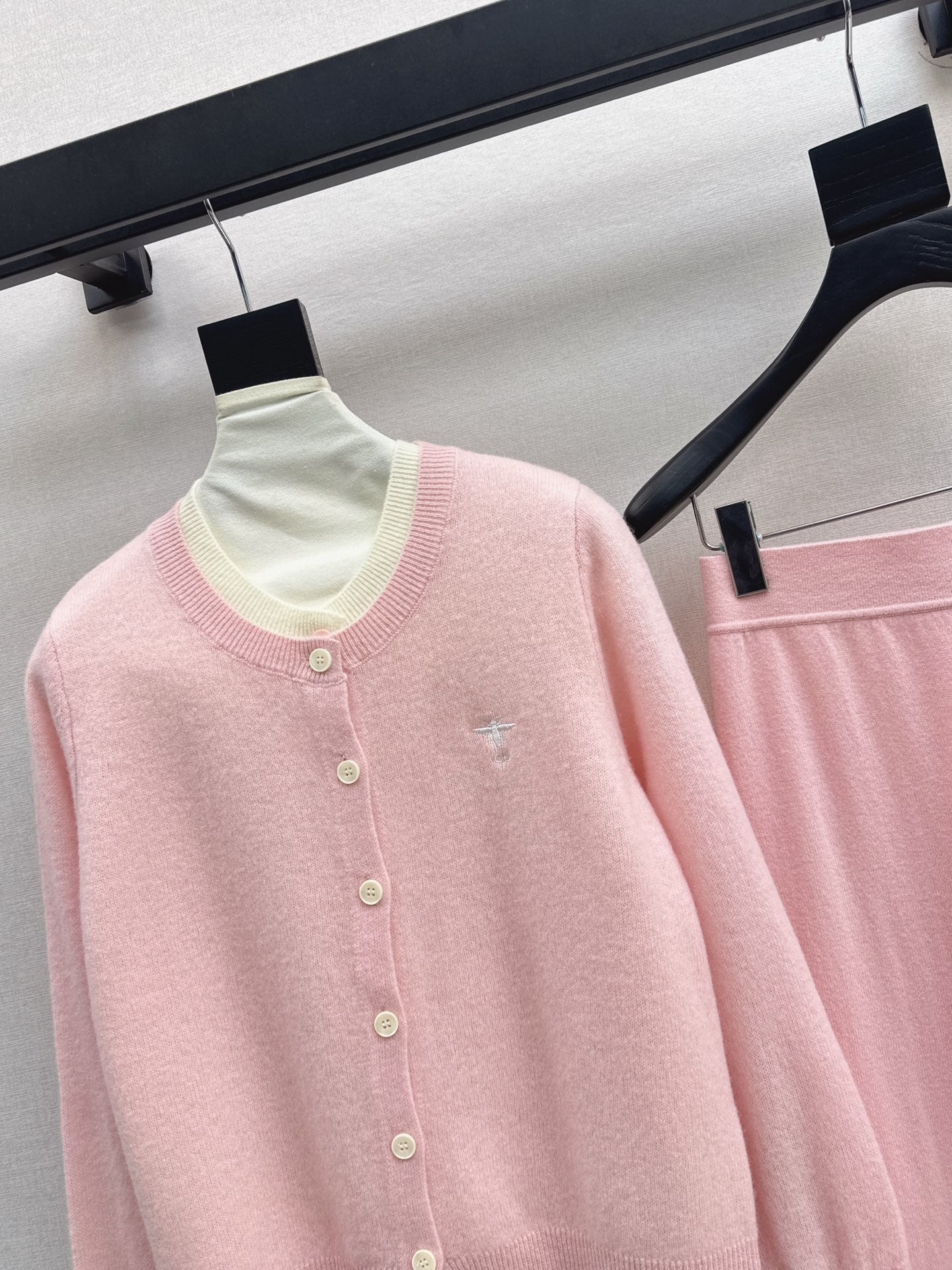 CD NEW Knitted set