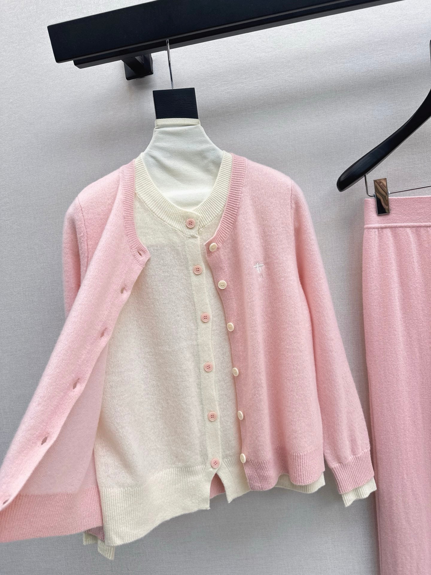CD NEW Knitted set