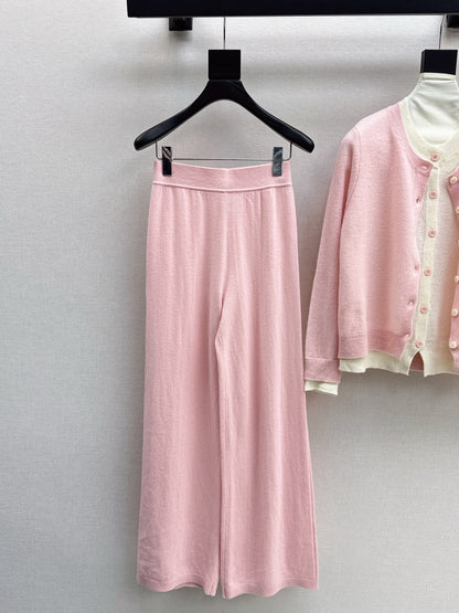 CD NEW Knitted set