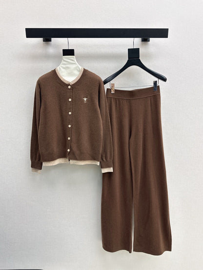 CD NEW Knitted set