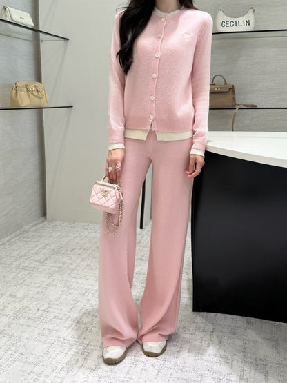 CD NEW Knitted set