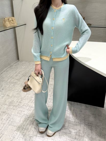 CD NEW Knitted set