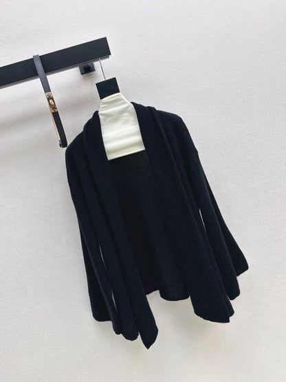 Herm NEW Wool Yarn Cardigan