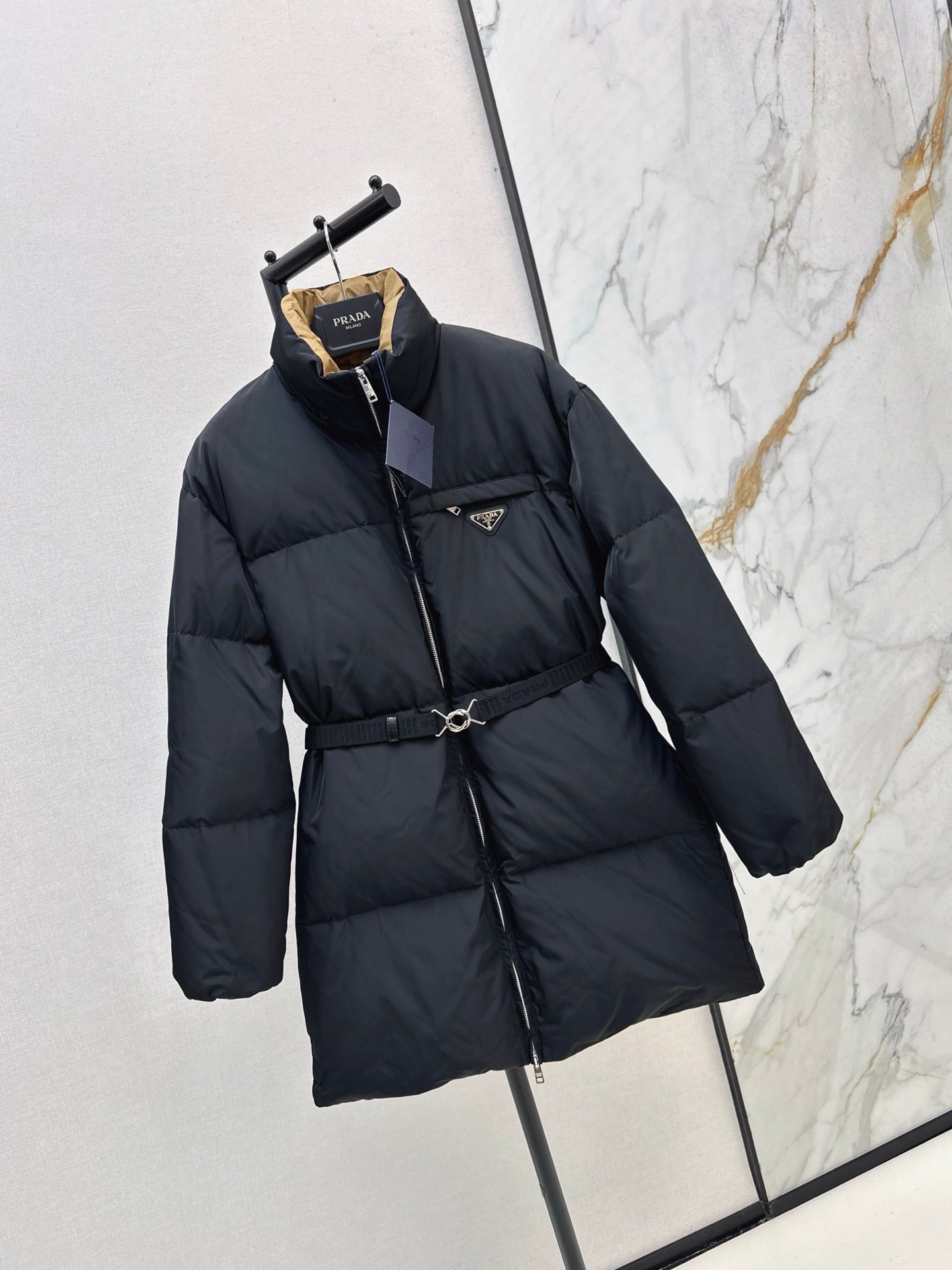 Pra NEW Down jacket with a belt