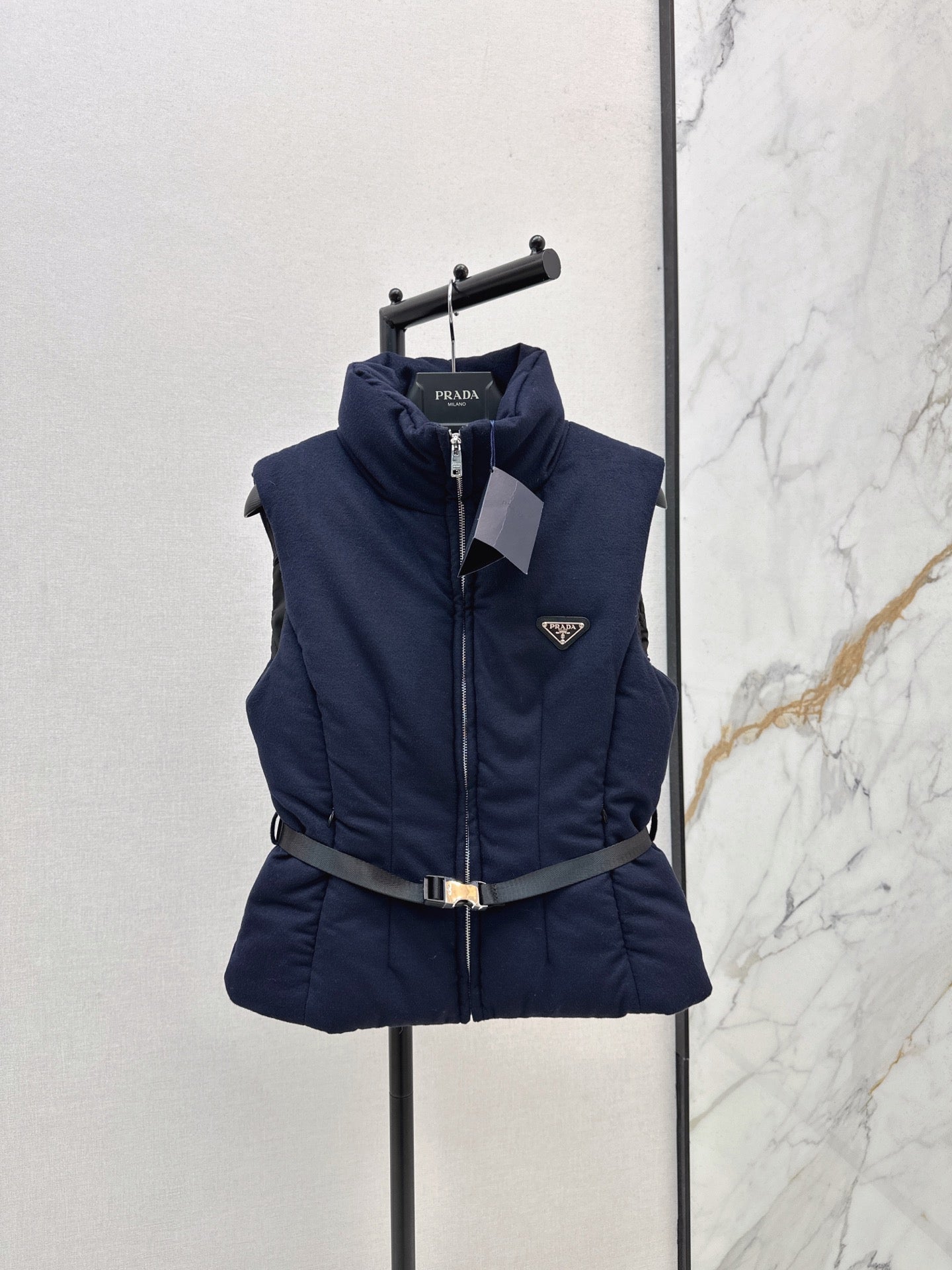 Pra NEW Down vest