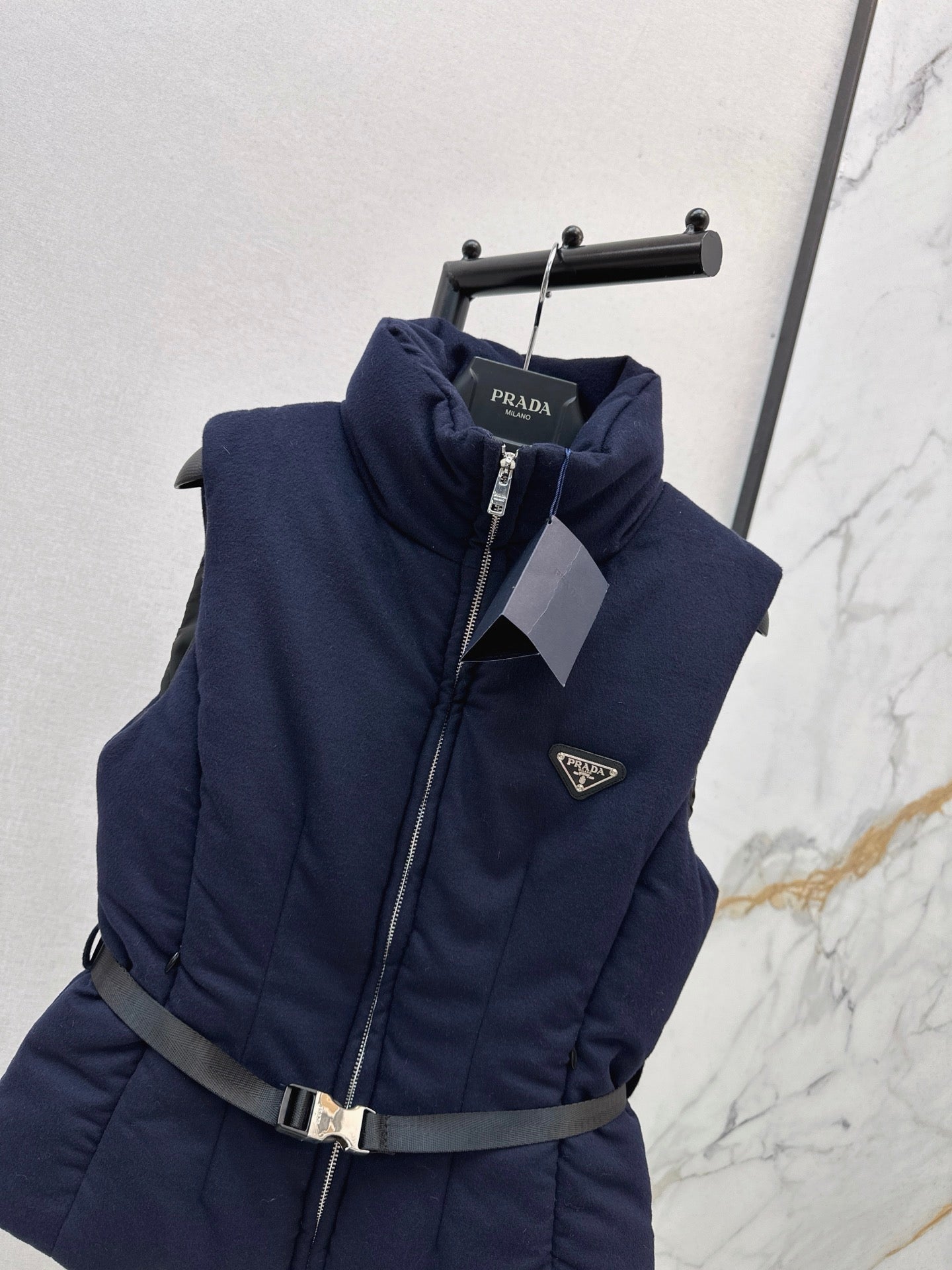 Pra NEW Down vest