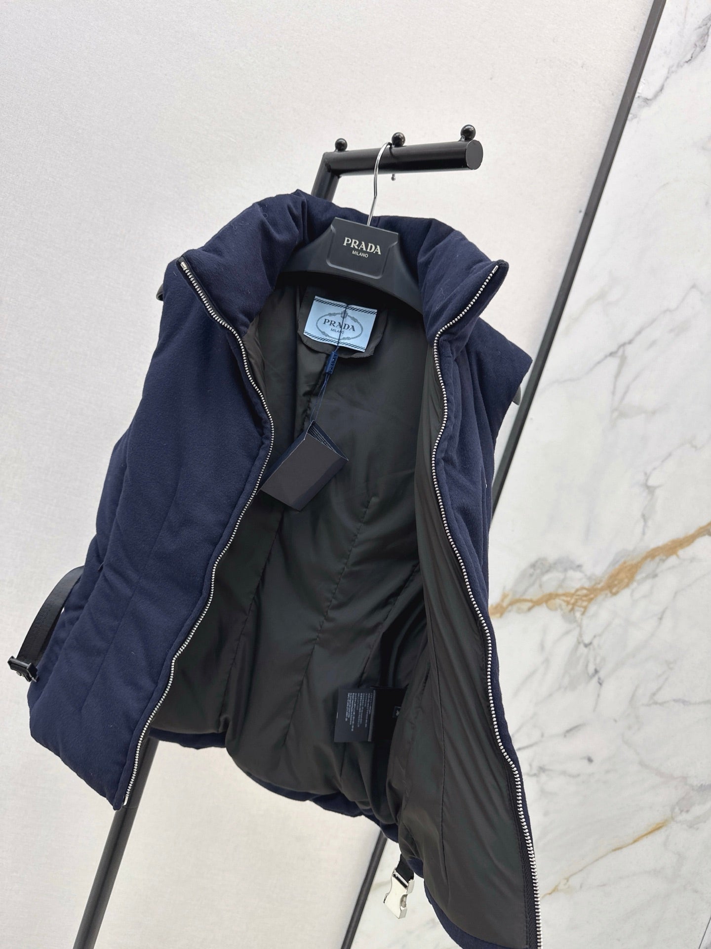 Pra NEW Down vest