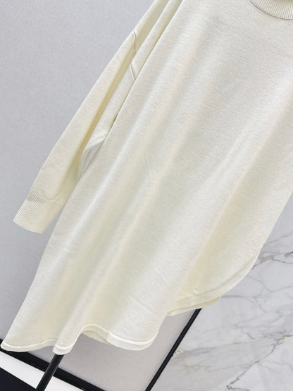 Max NEW Wool knitted sweater