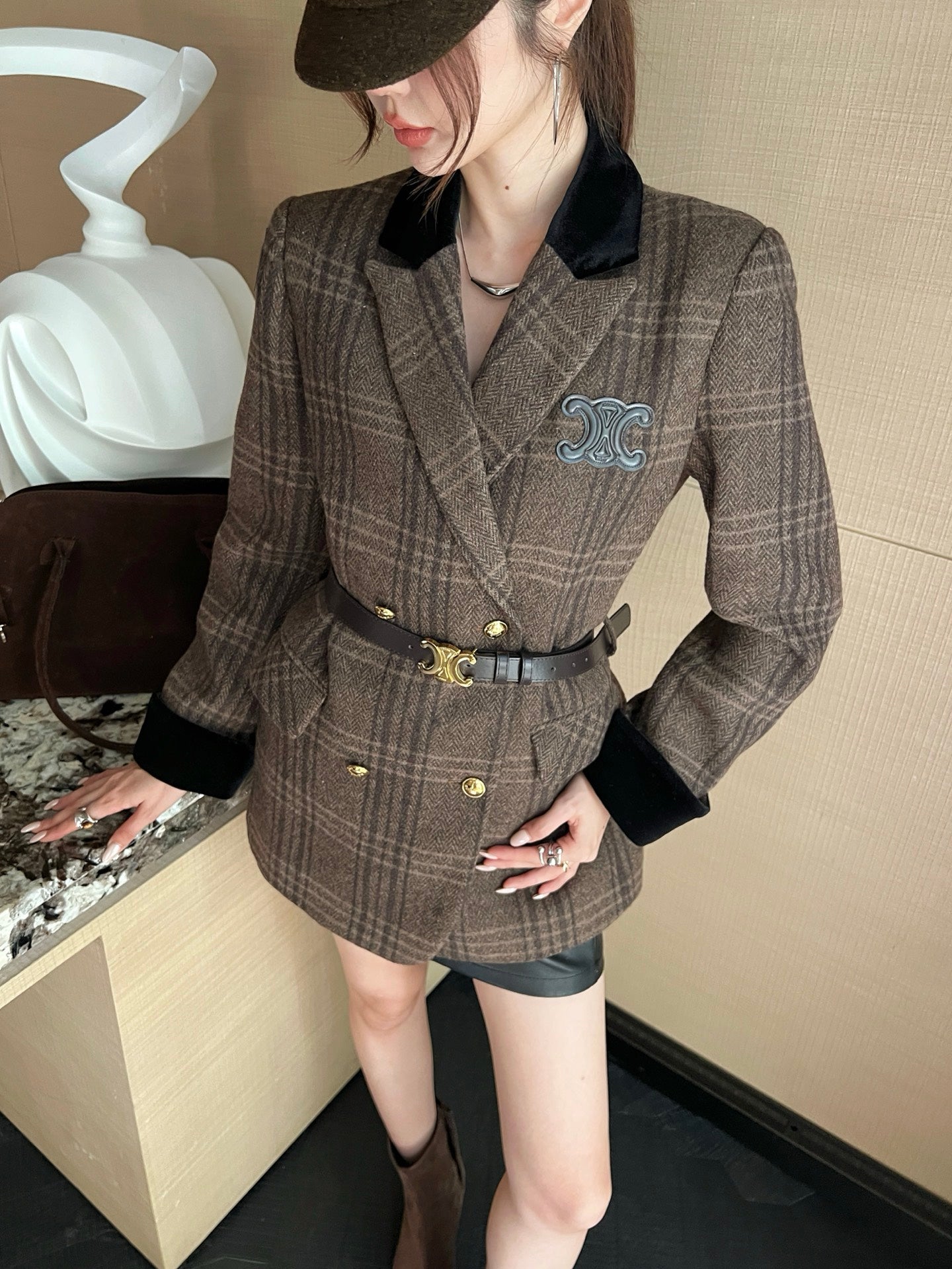 Ce1i NEW Plaid blazer