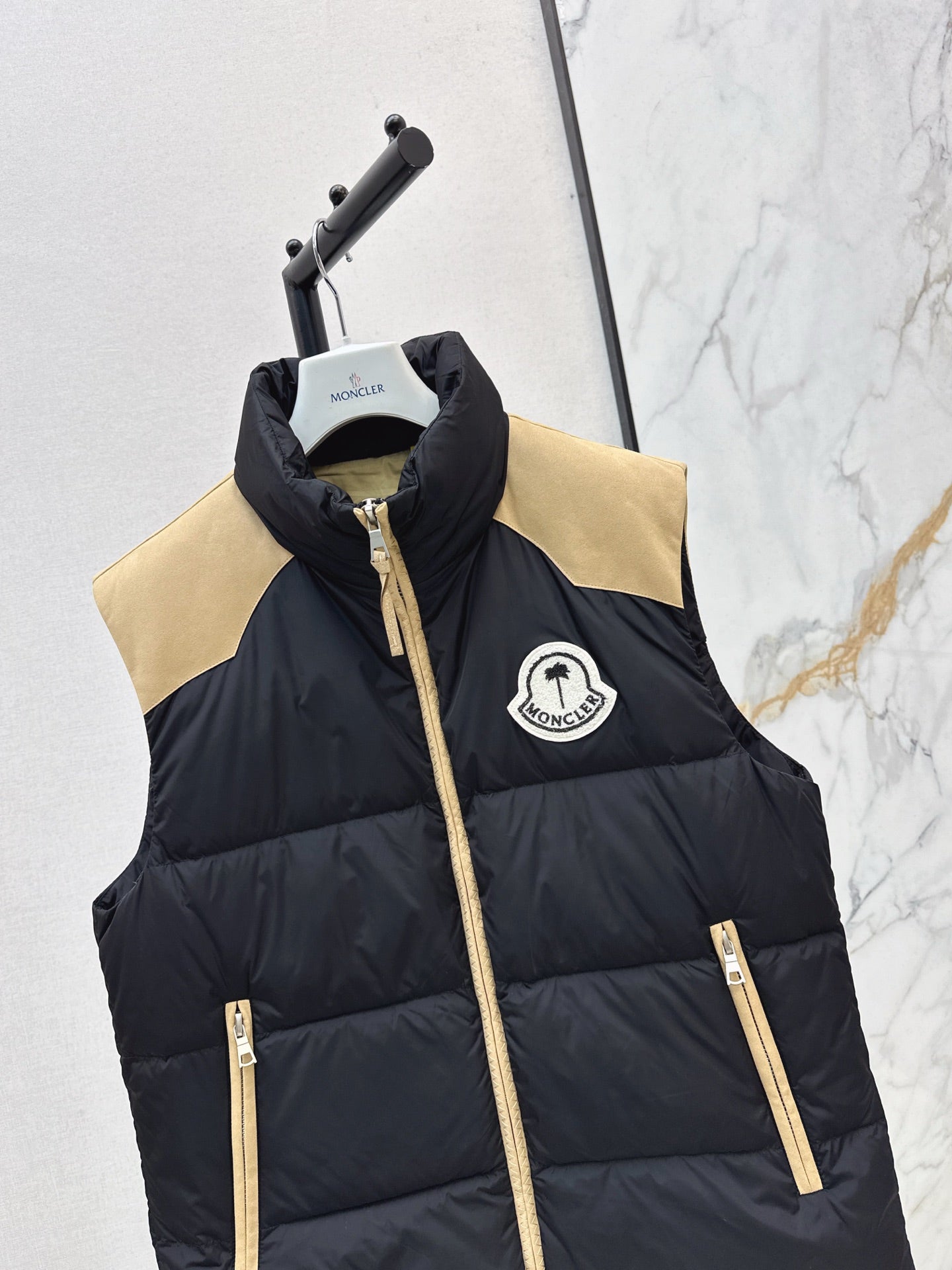 Monc NEW down vest