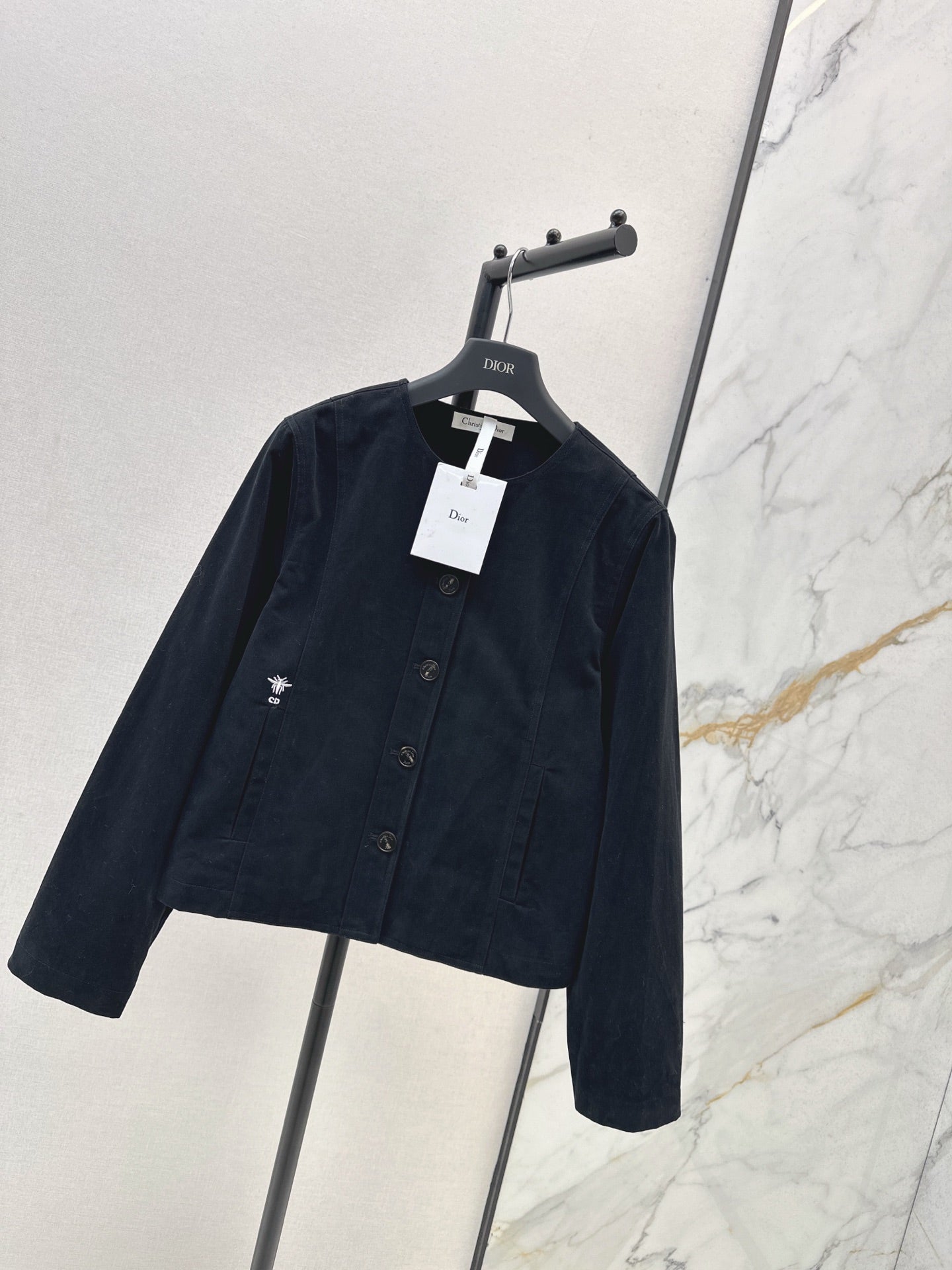 CD NEW bee embroidered jacket