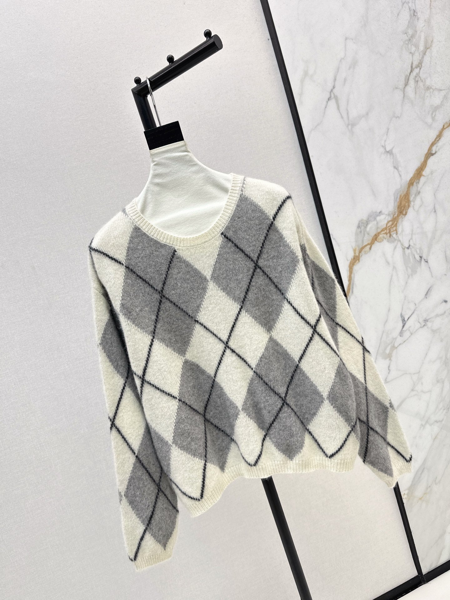 Loro NEW Plaid sweater