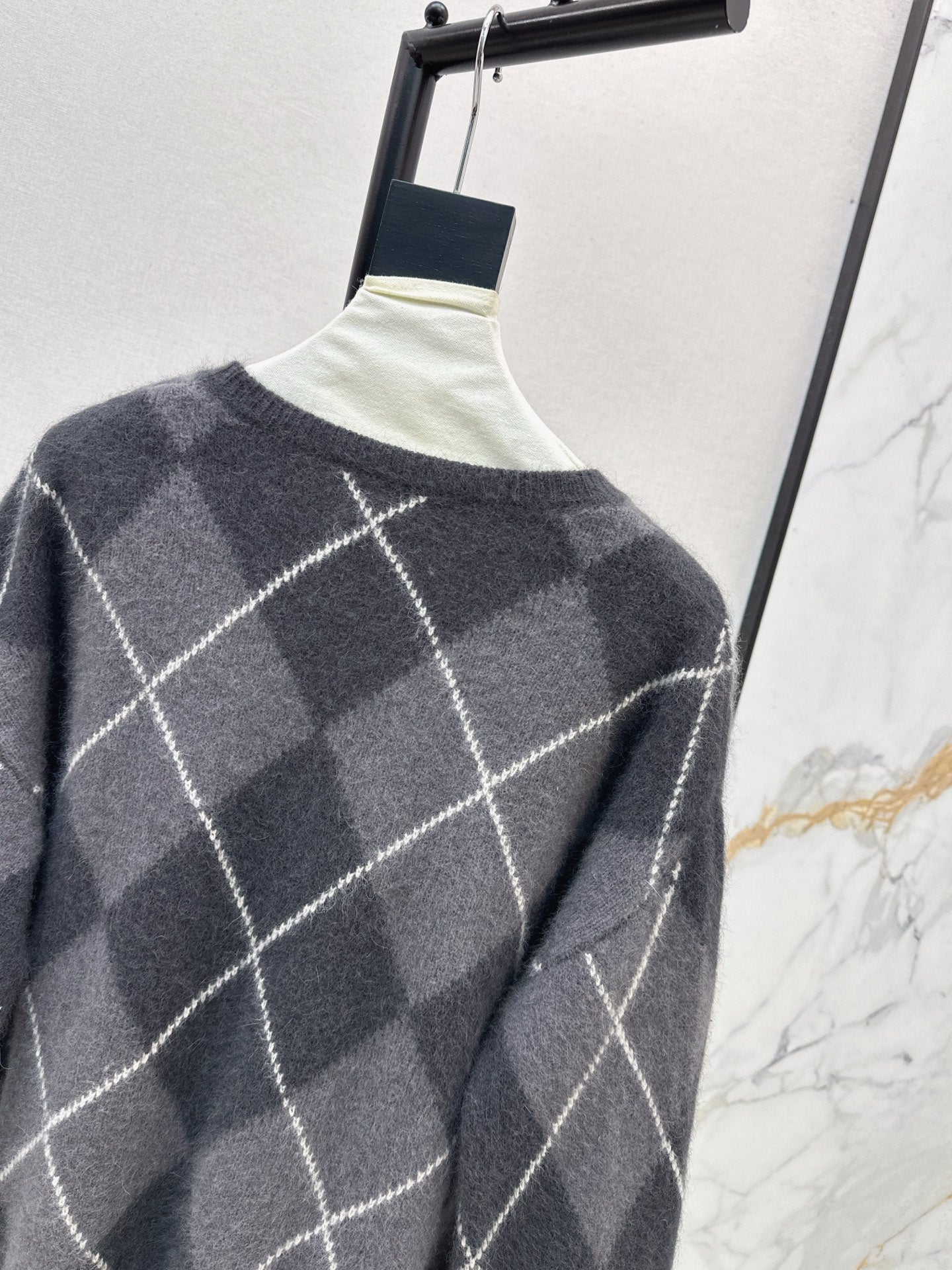 Loro NEW Plaid sweater