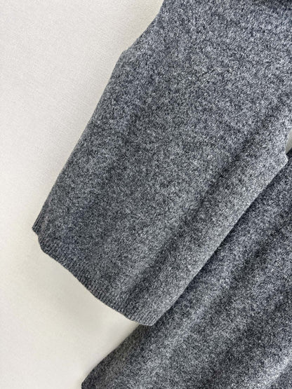 Loro NEW knitted suit