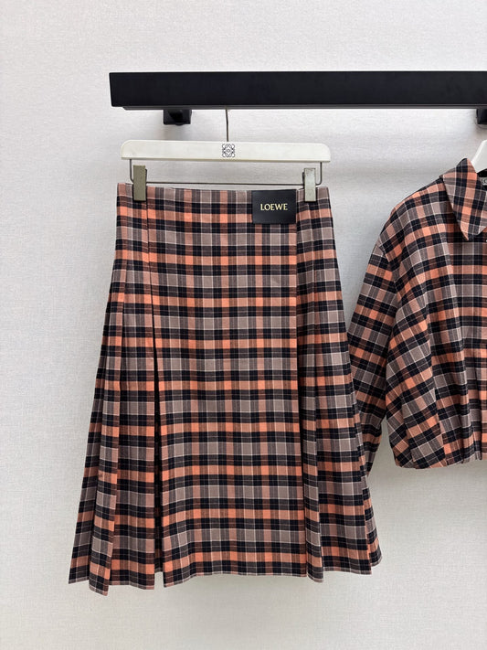 Loe NEW plaid skirt
