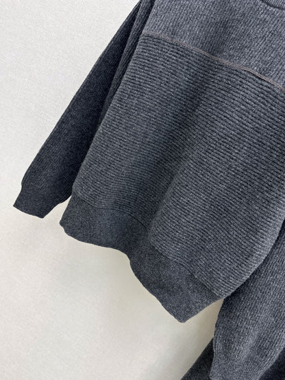 Burne NEW knitted suit