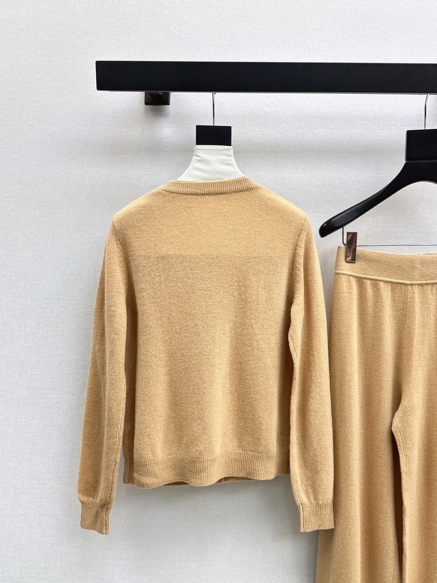 Ral NEW knitted suit