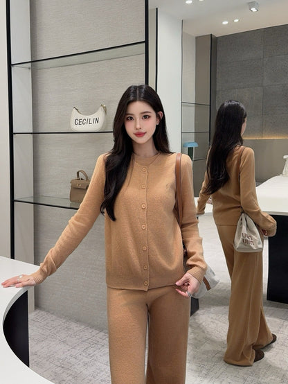 Ral NEW knitted suit