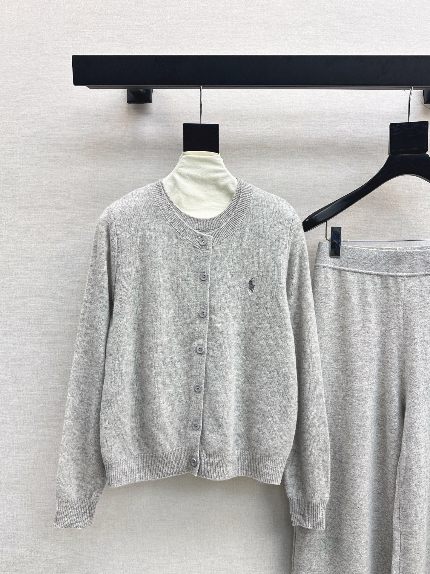 Ral NEW knitted suit