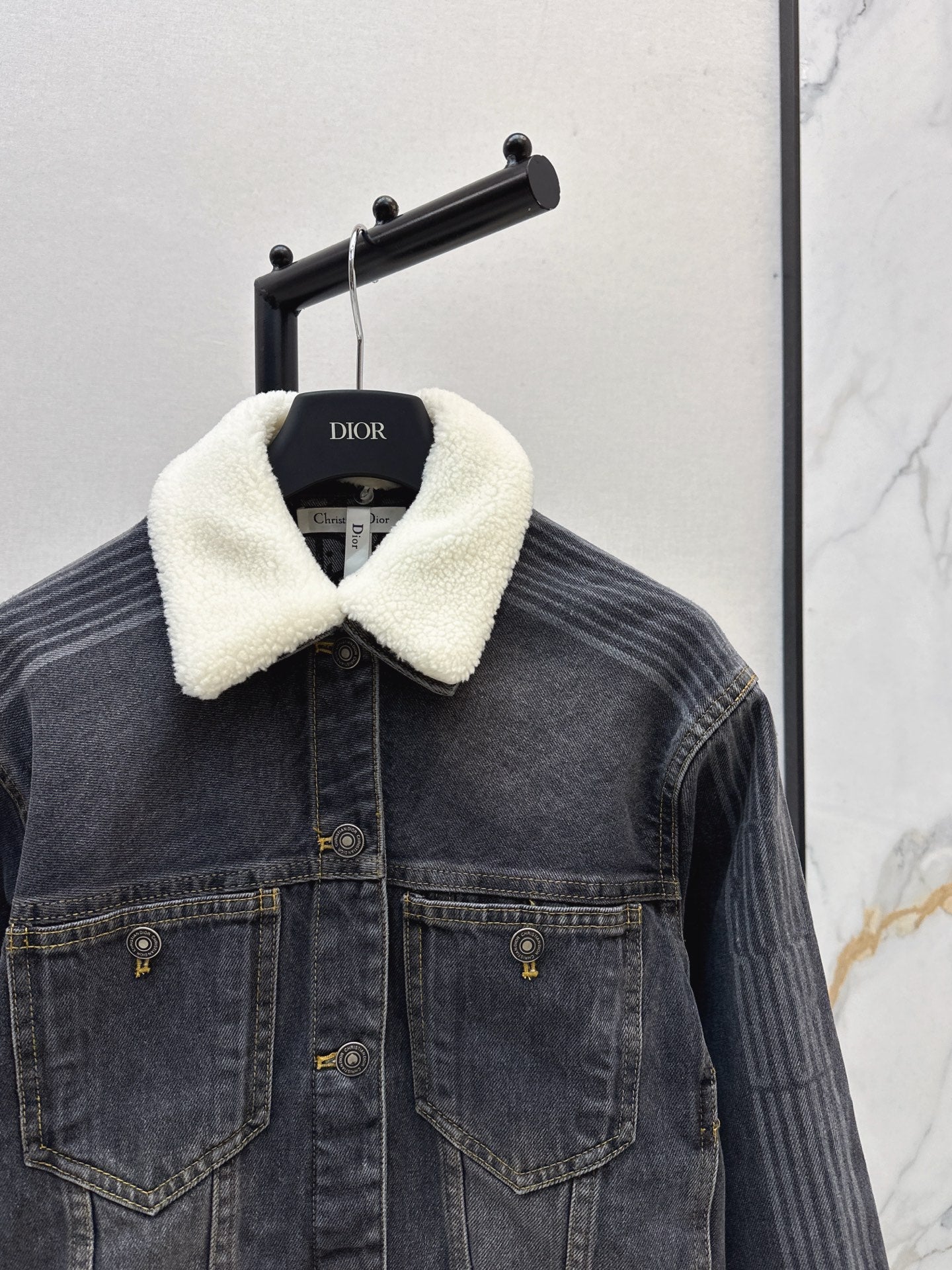 CD NEW lapel denim jacket