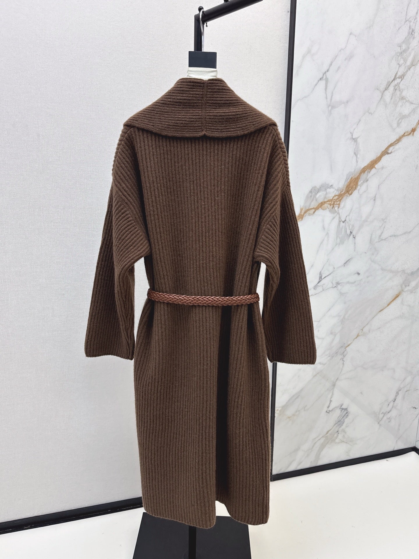 Brune NEW knitted coat