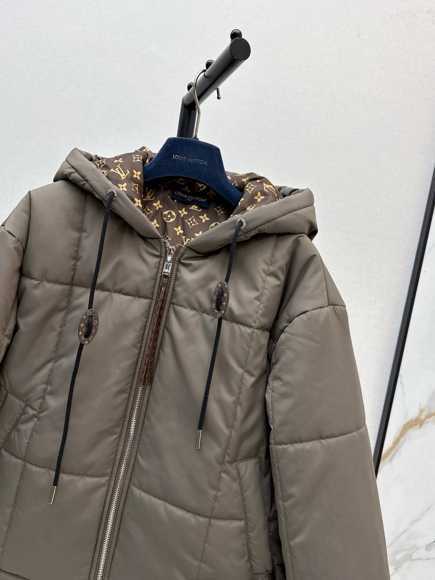 Louis NEW hooded down jacket