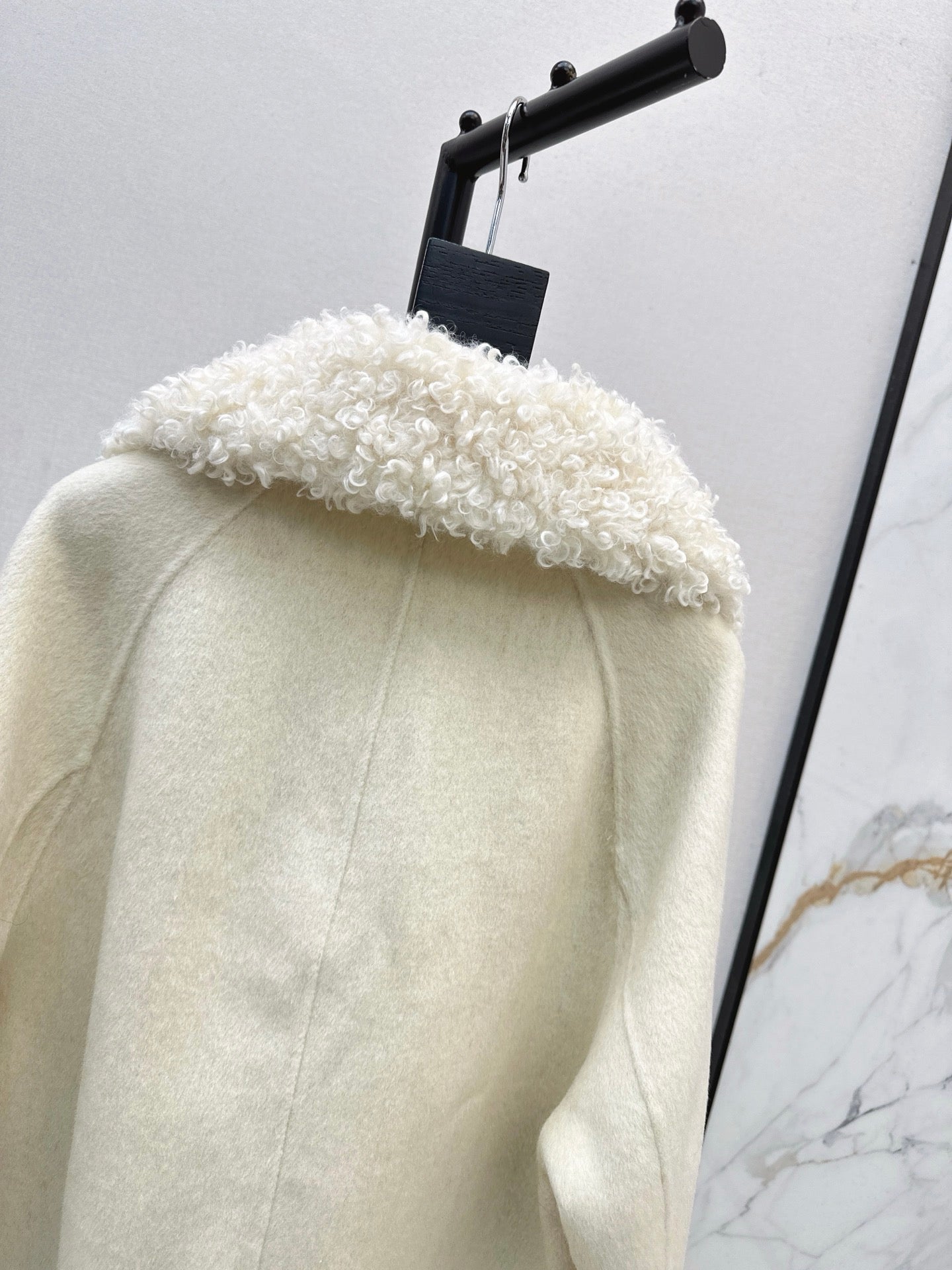 Loro NEW woolen coat