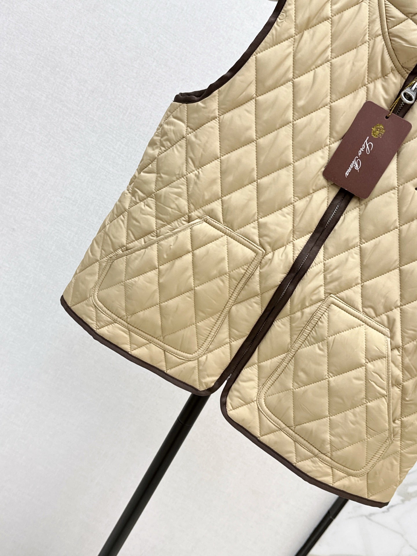 Loro NEW Padded vest