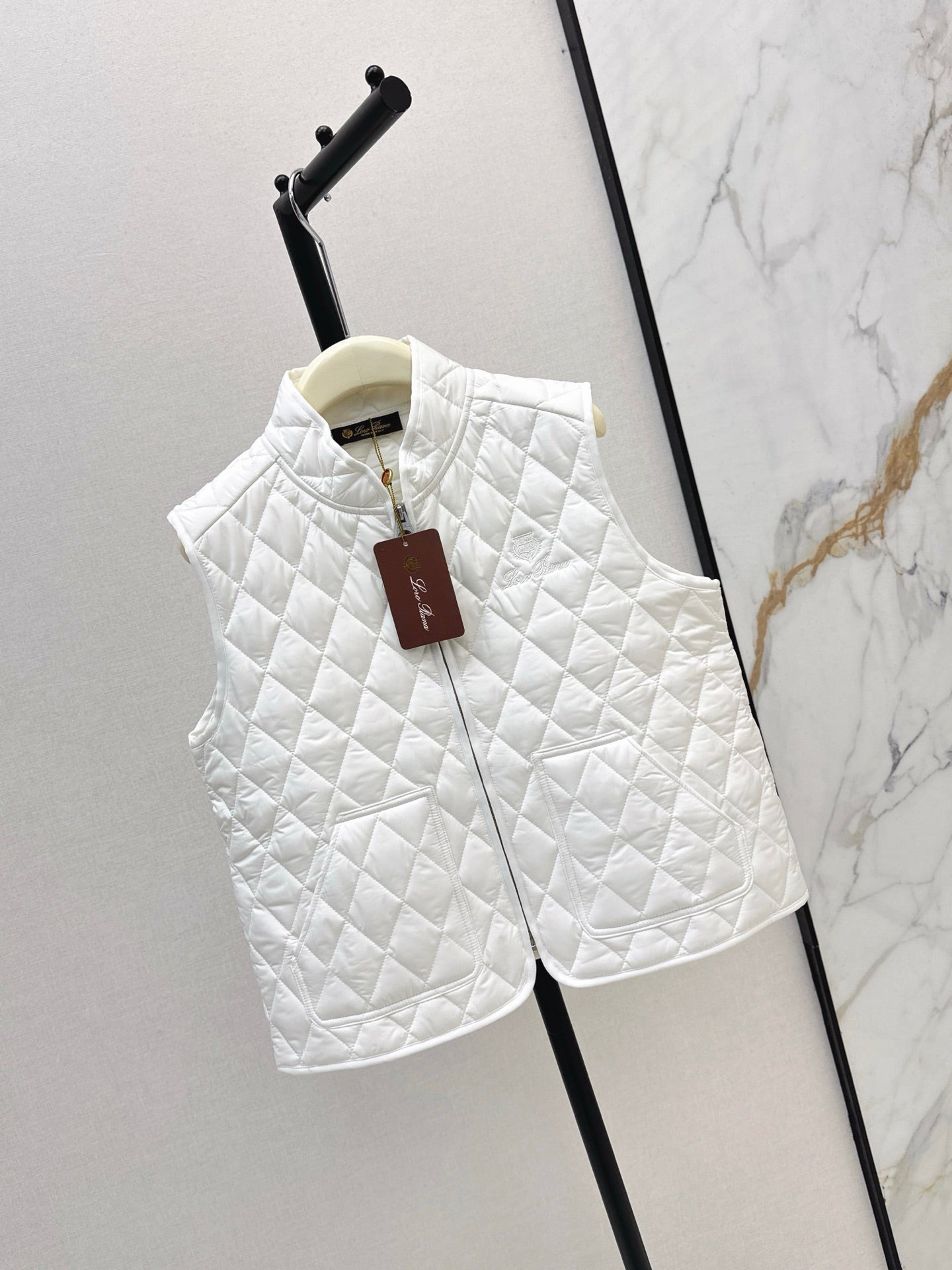 Loro NEW Padded vest