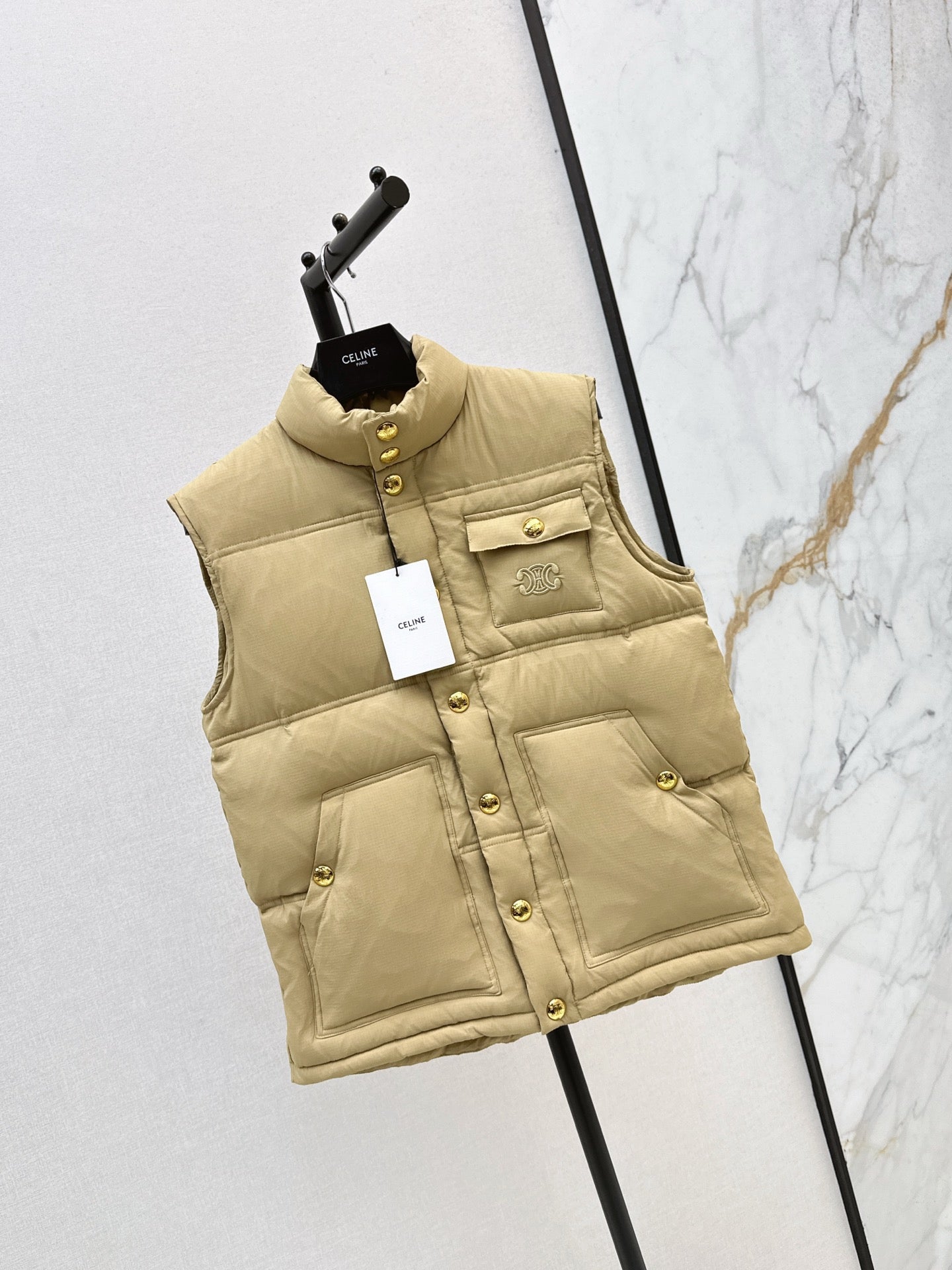 Ce1i NEW down vest