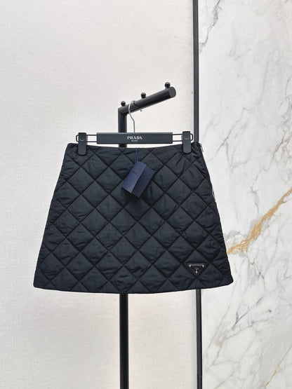 Pra NEW Diamond-patterned skirt