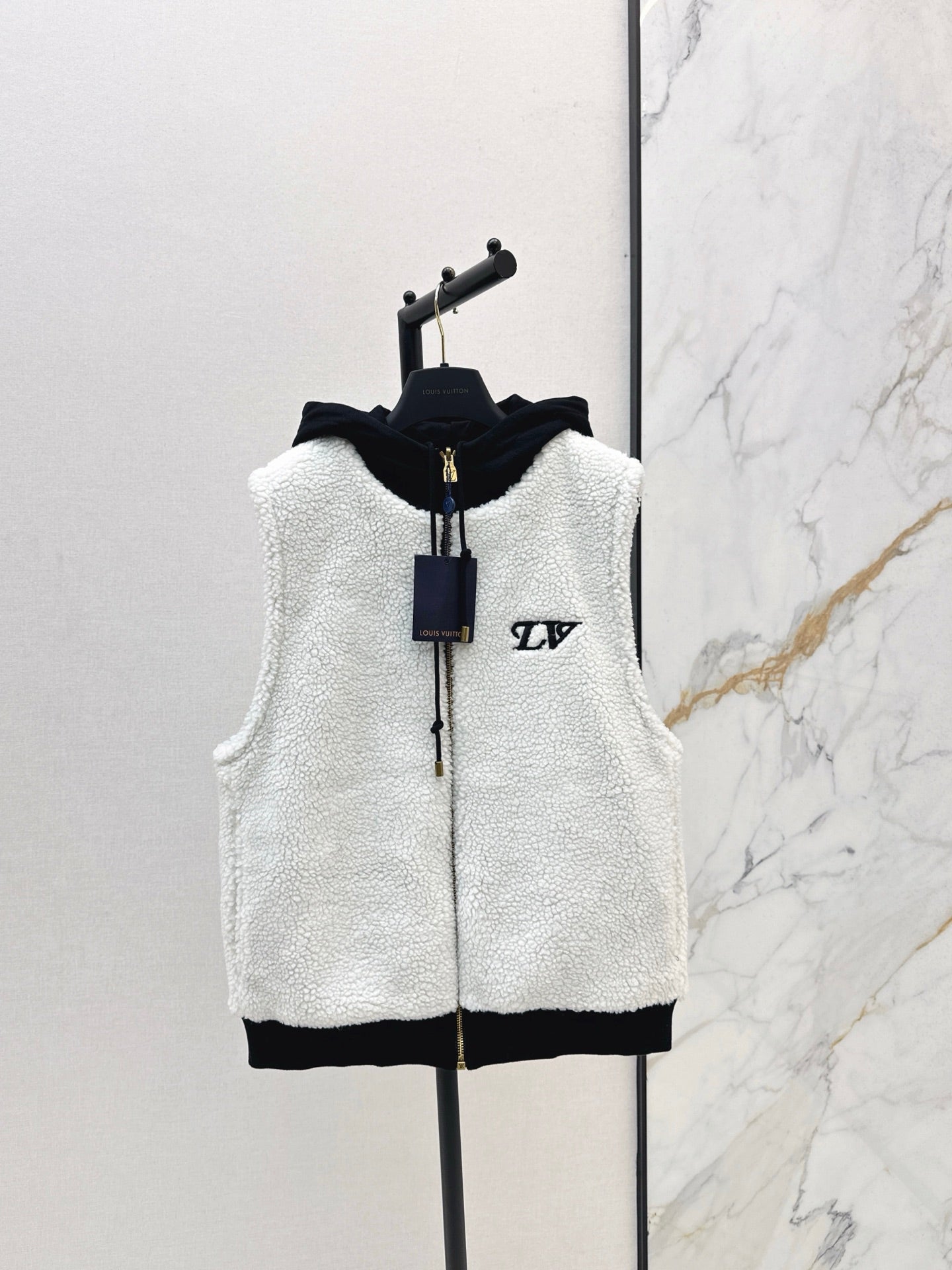 Louis NEW Lambswool vest jacket