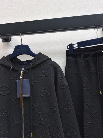 Louis NEW sports suit