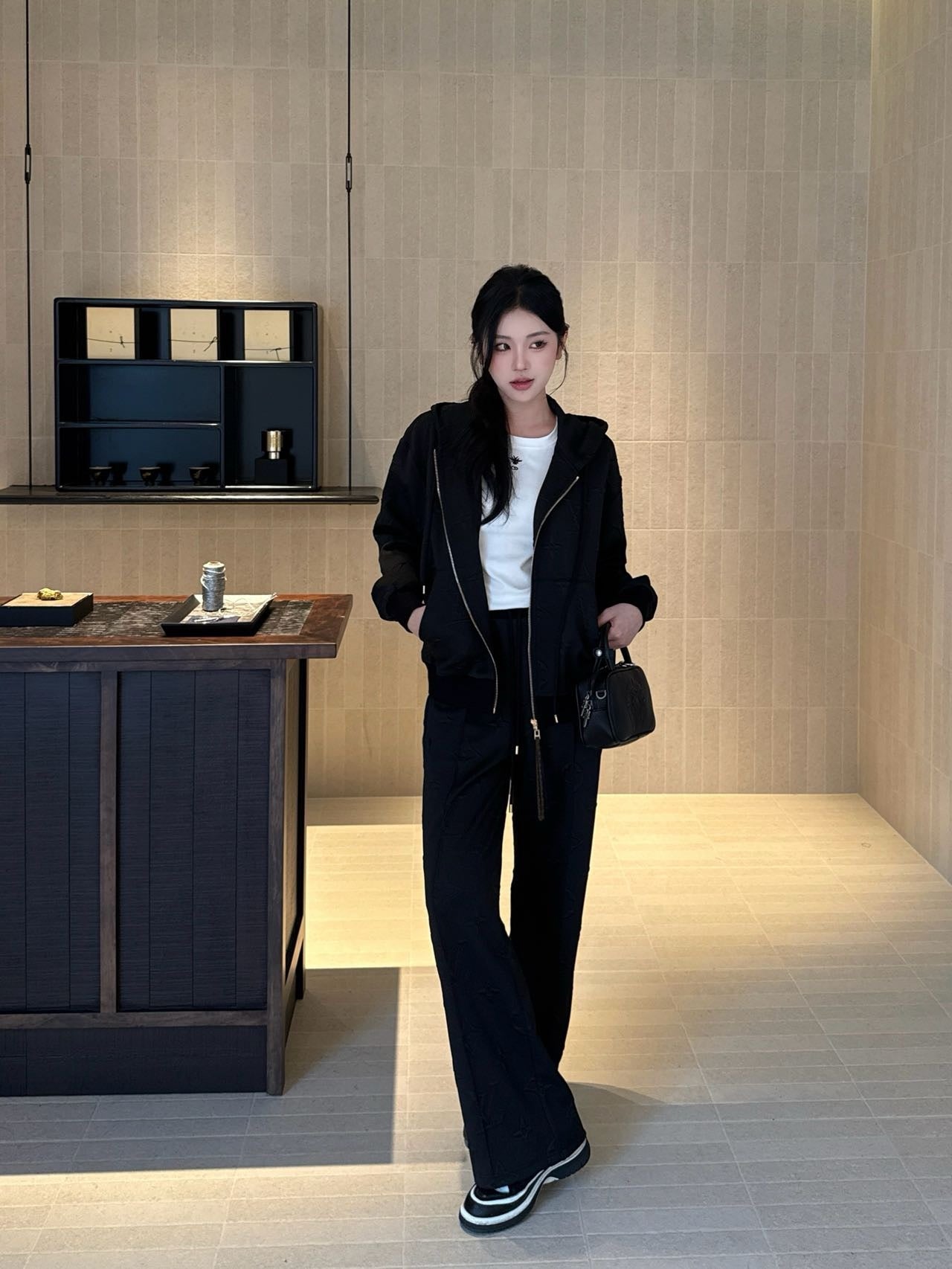 Louis NEW sports suit