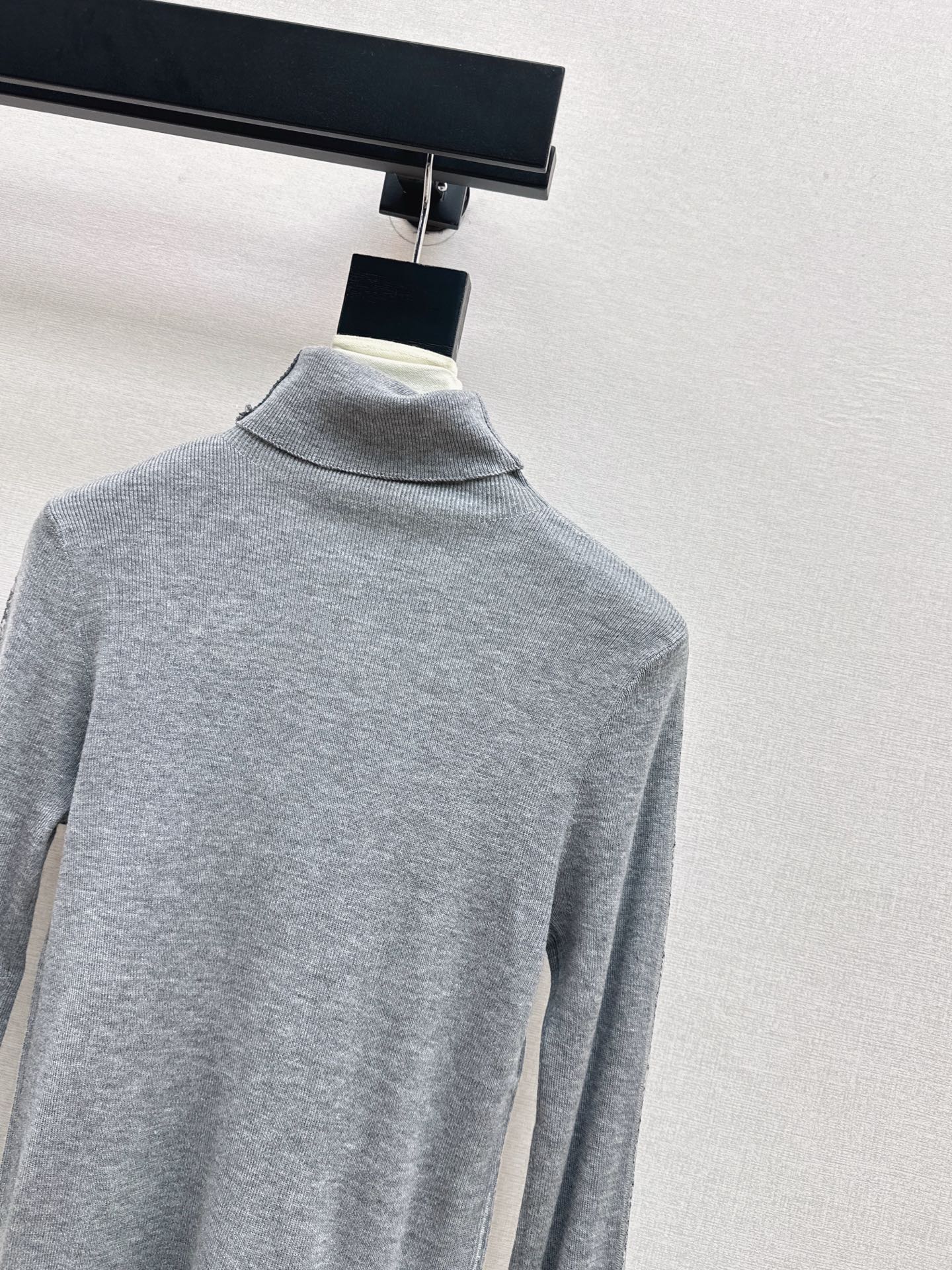 Es NEW Lace base shirt