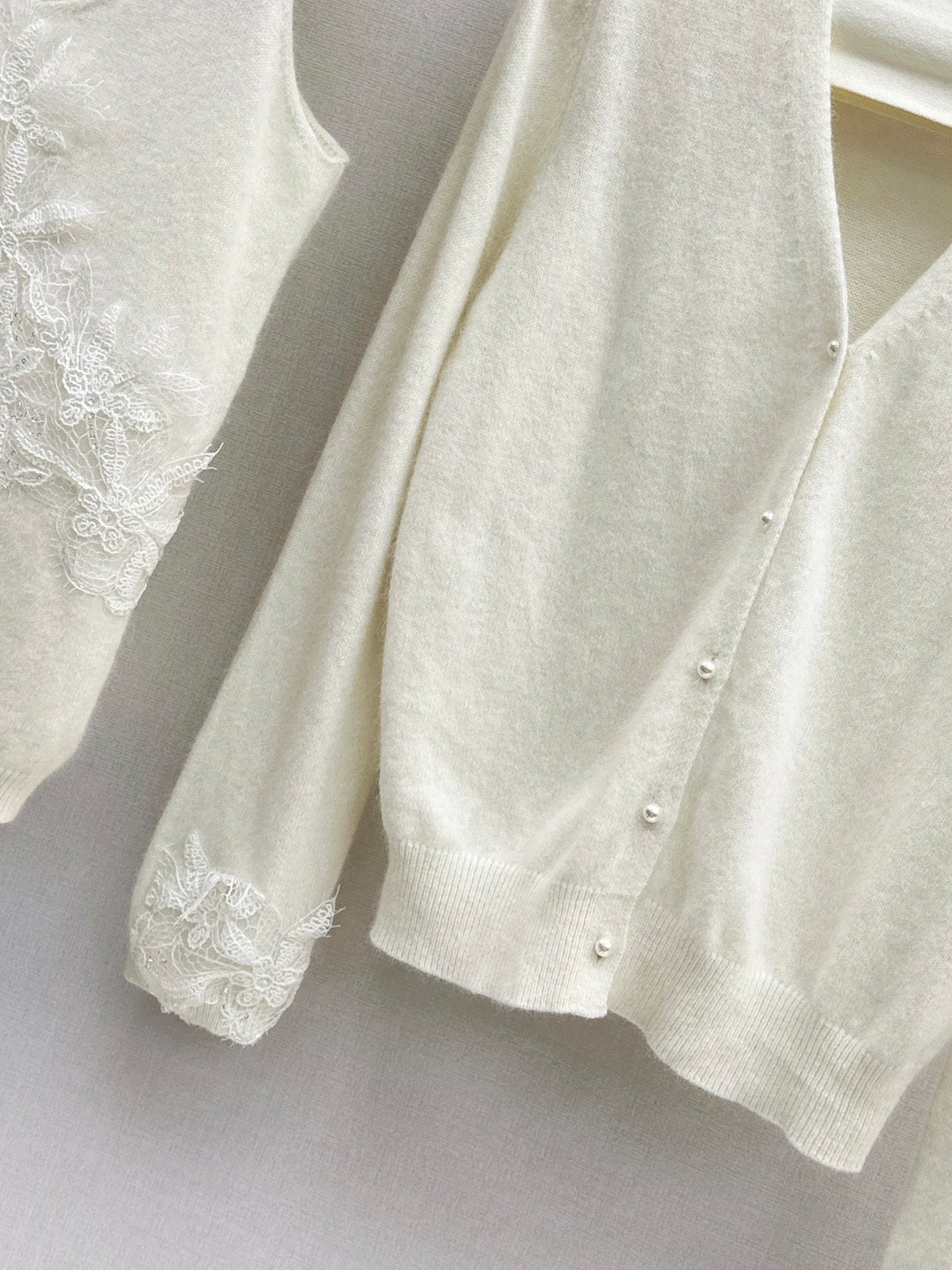 Chan NEW Lace knit suit