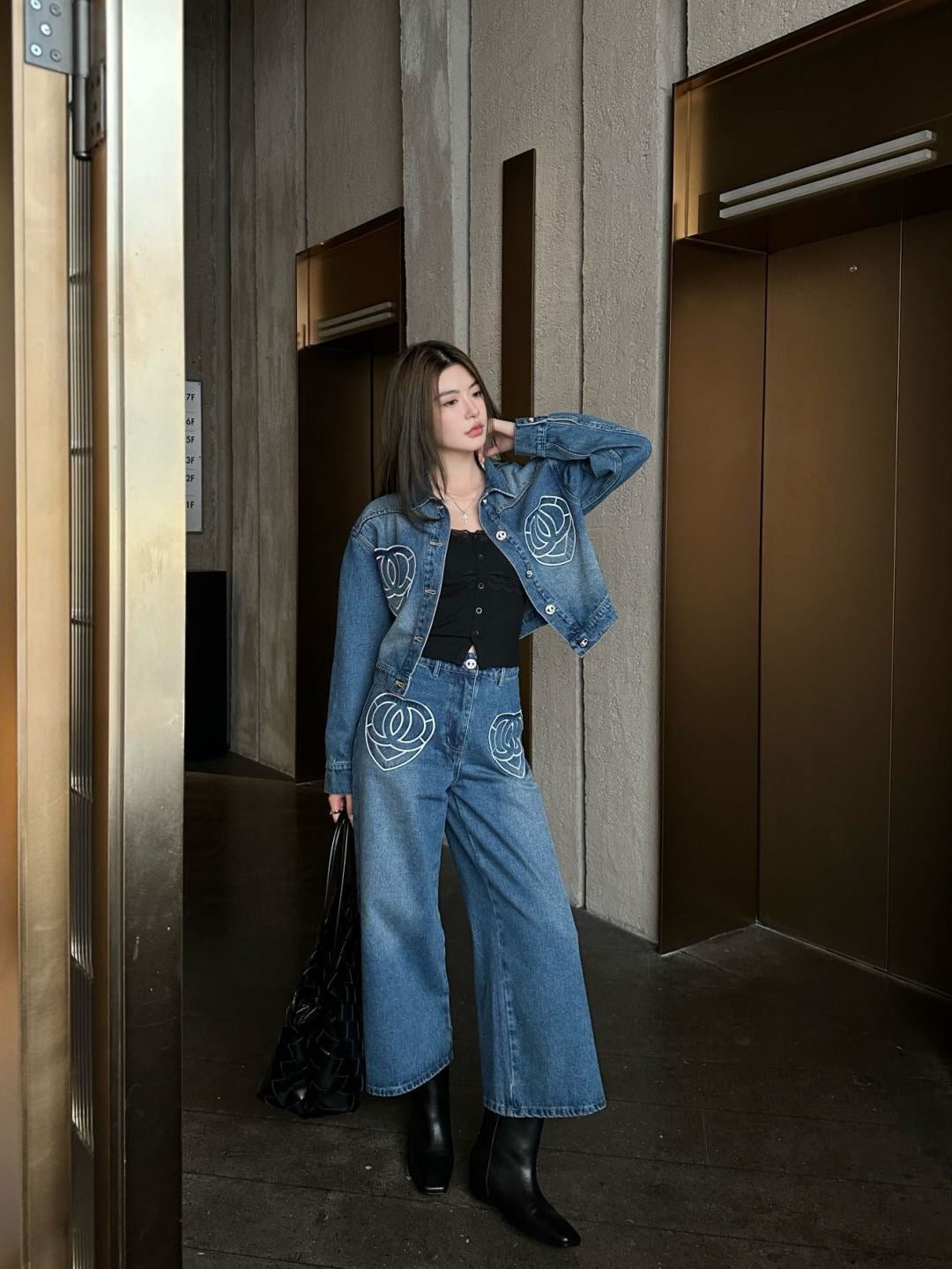 Chan NEW flared jeans