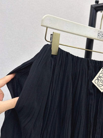 Loe NEW Pleated skirt