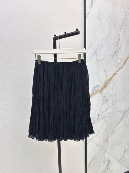 Loe NEW Pleated skirt