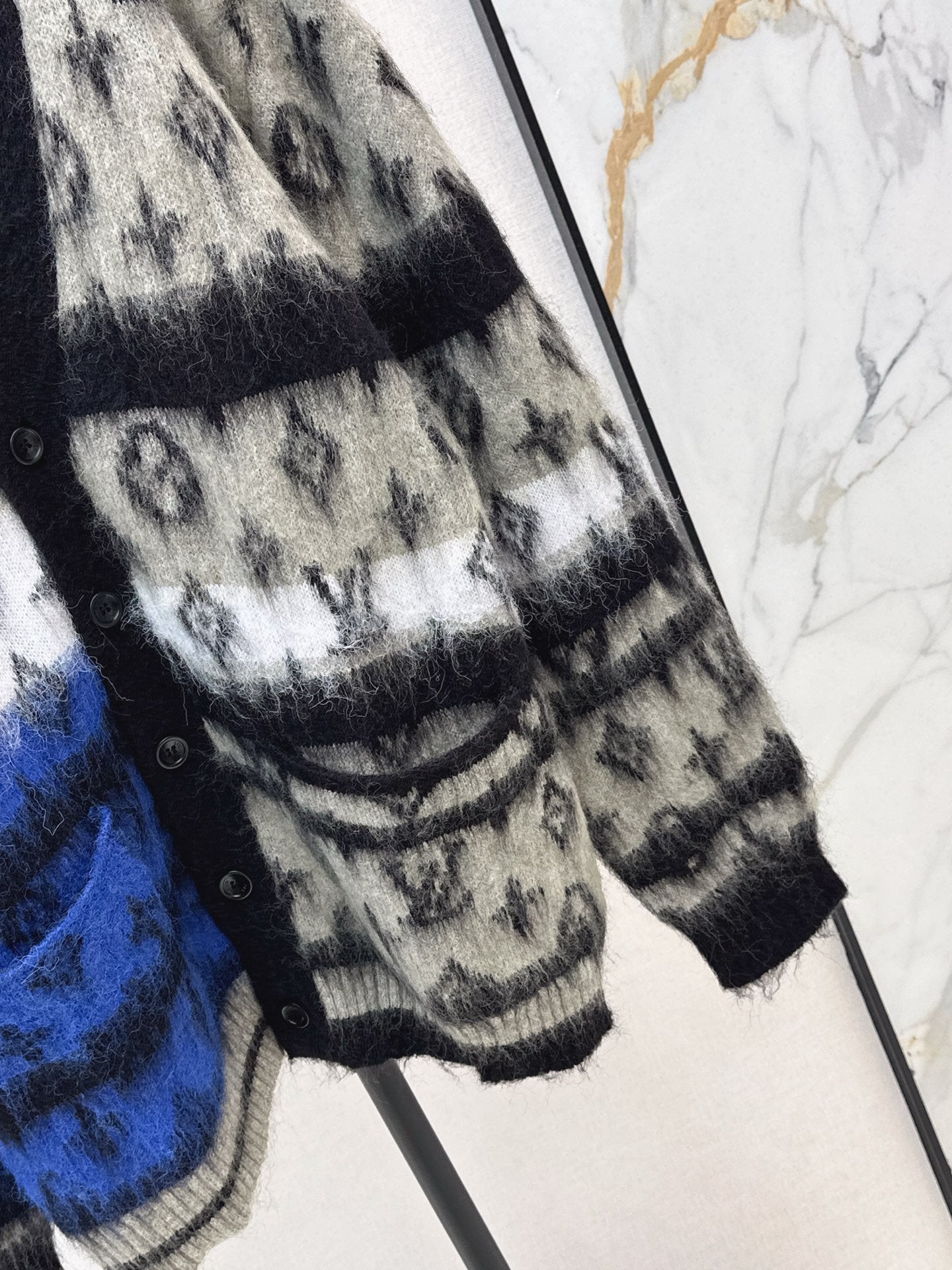 Louis NEW knitted cardigan