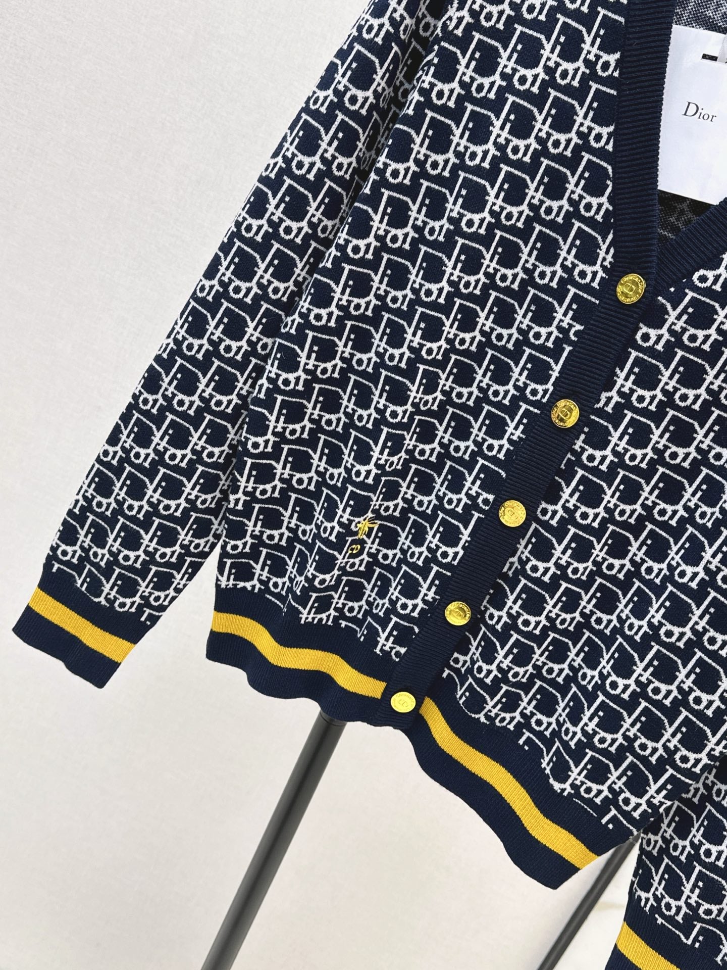 CD NEW V-neck cardigan