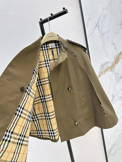 Bur NEW cape coat