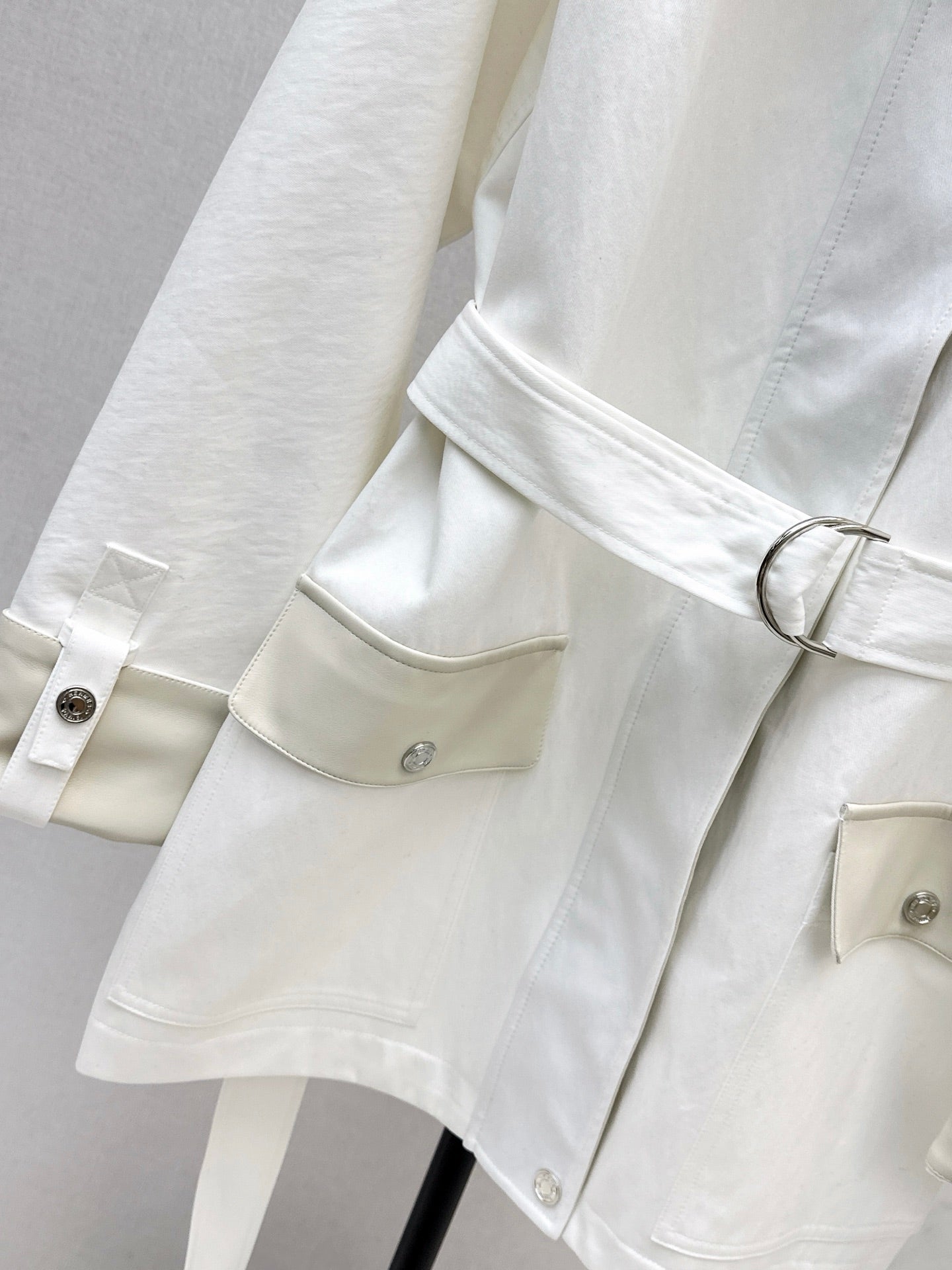 Herm NEW  trench coat