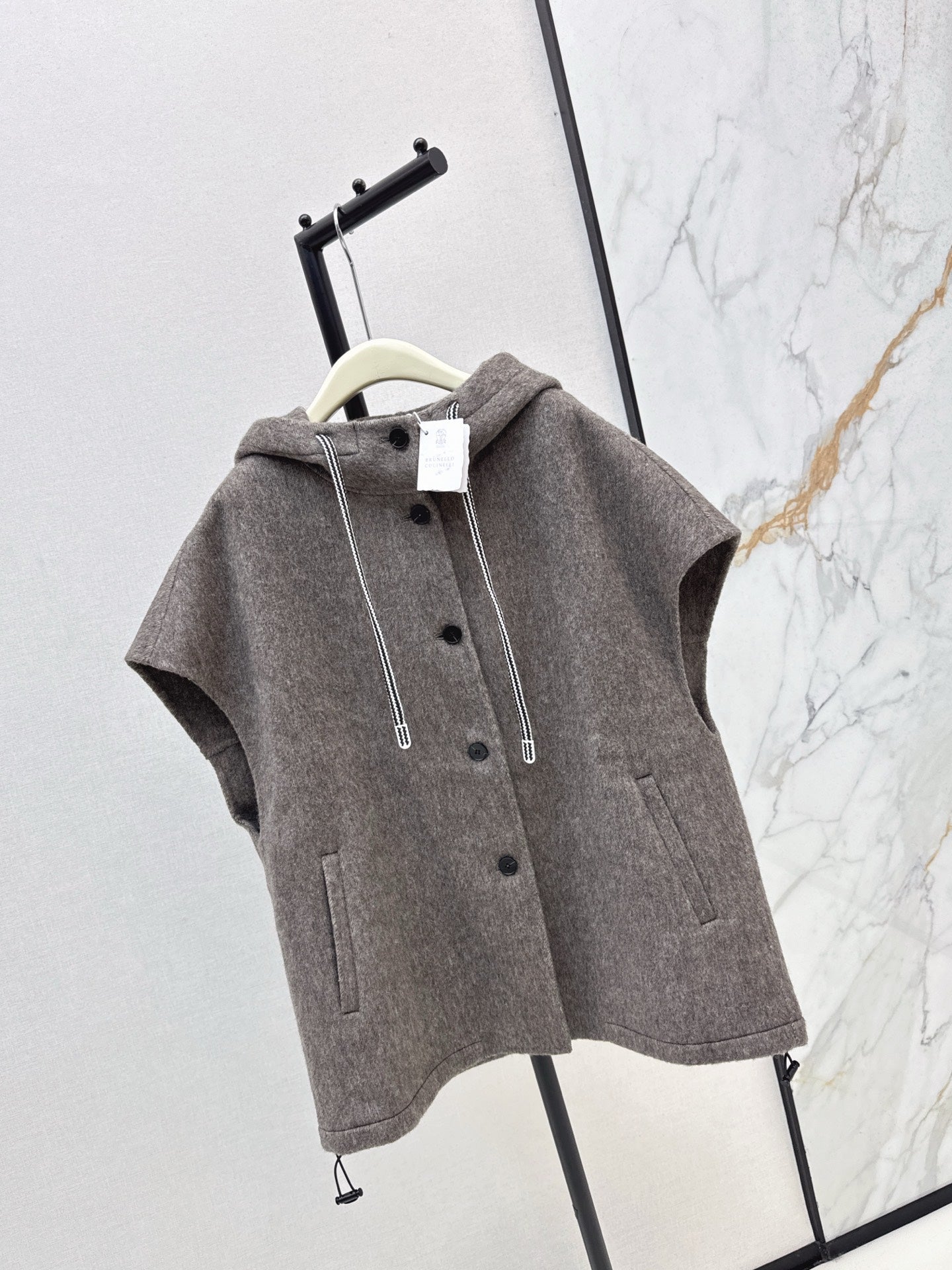 Brune NEW Hooded wool vest