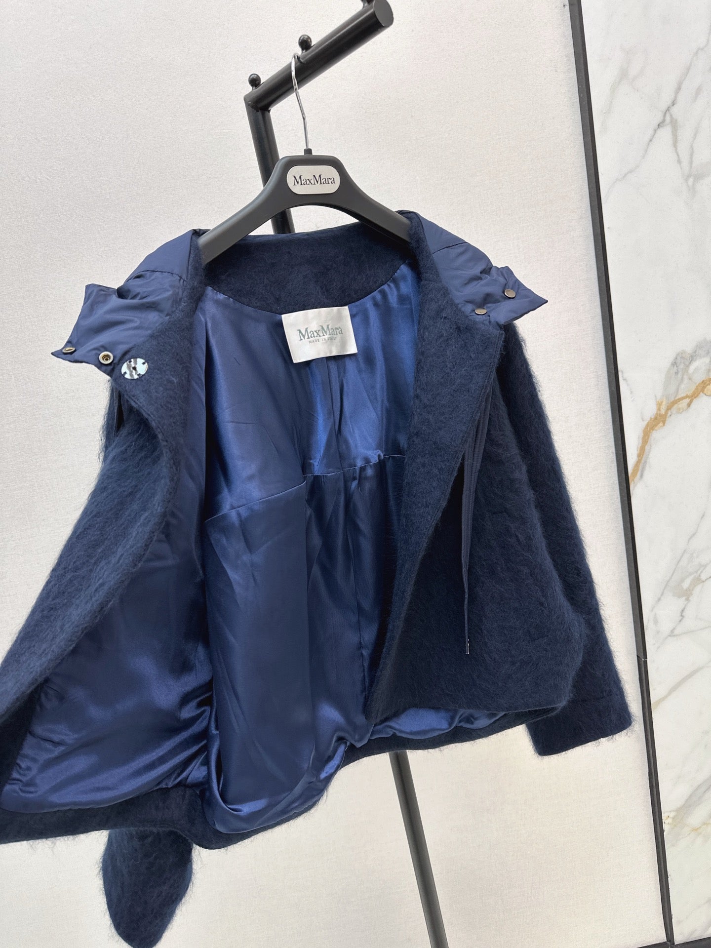 Max NEW hooded jacket